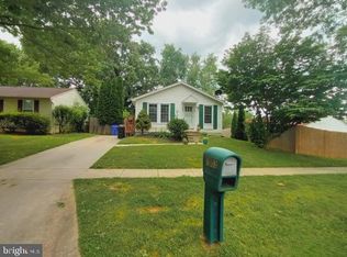 7503 Brenish Dr, Gaithersburg, MD 20879