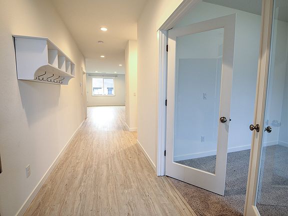 5th image of 1189 NE 19th St