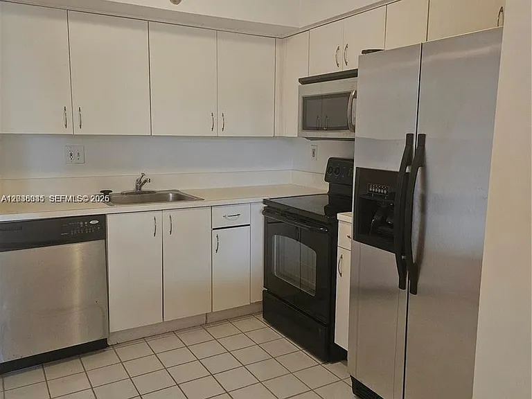 3300 NE 191st St #410 — Photo 24