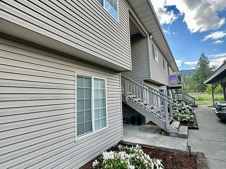 7005 W Timberline St — Photo 2