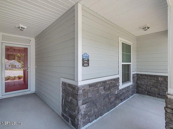 3rd image of 1425 Deshazo Ct
