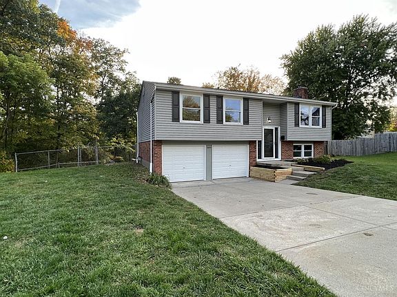 4th image of 3315 Grovewood Dr