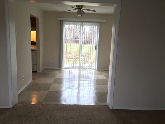 3rd image of 3512 Scarlet Oak Ct