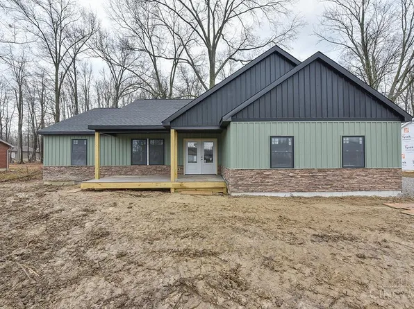 1538 Denny Dr, Amelia, OH 45102