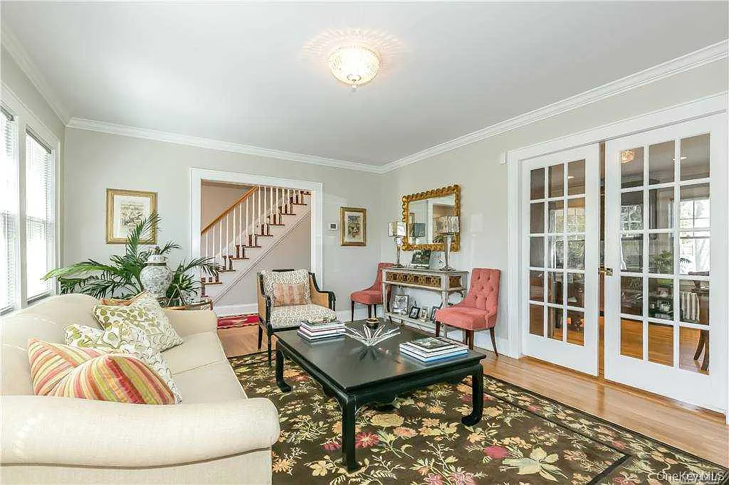 3 bed, 2.0 bath, 2000 sqft, $6,500 — Photo 4