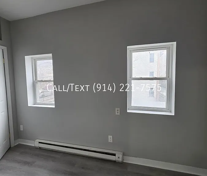 18 Seymour St #2R — Photo 5