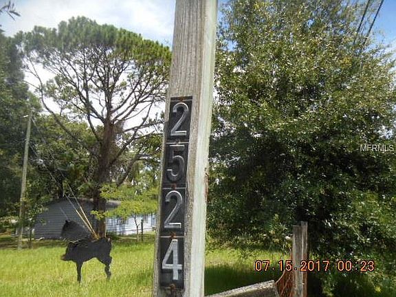 3rd image of 2524 Vista Park Dr