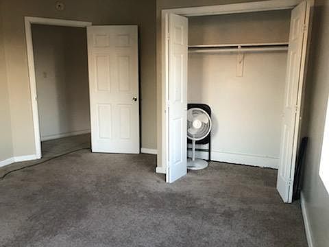 2nd image of 1125 6th St SE #2