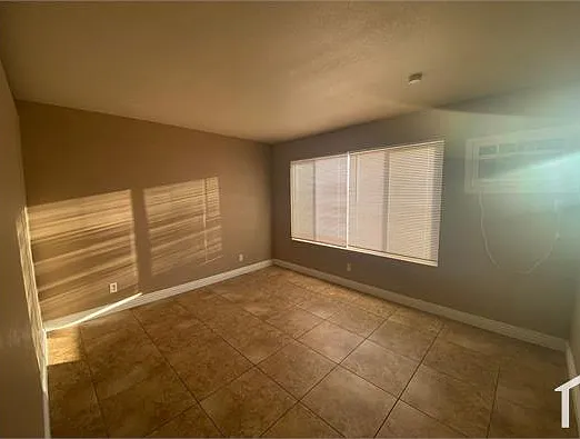 305 N 10th St #31 — Photo 4