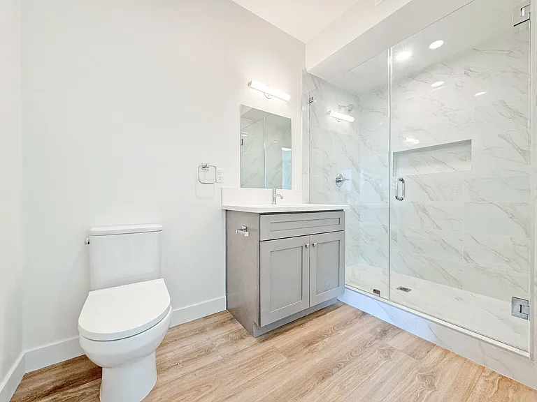 1743 Armacost Ave — Photo 56