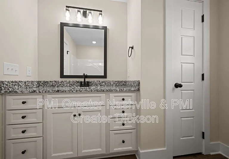 1014 Northside Dr — Photo 25
