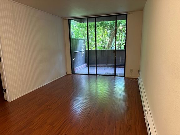 5th image of 6110 Shelter Creek Ln