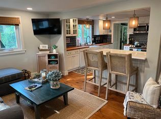 217 Trotting Park Rd, East Falmouth, MA 02536