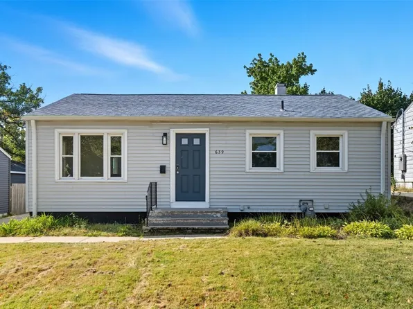 639 32nd St SE, Cedar Rapids, IA 52403