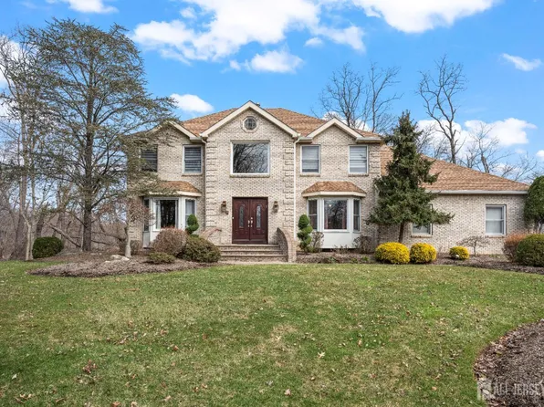 41 Addington Ct, East Brunswick, NJ 08816