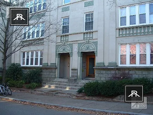 320 Saint Paul St #6 Photo 1