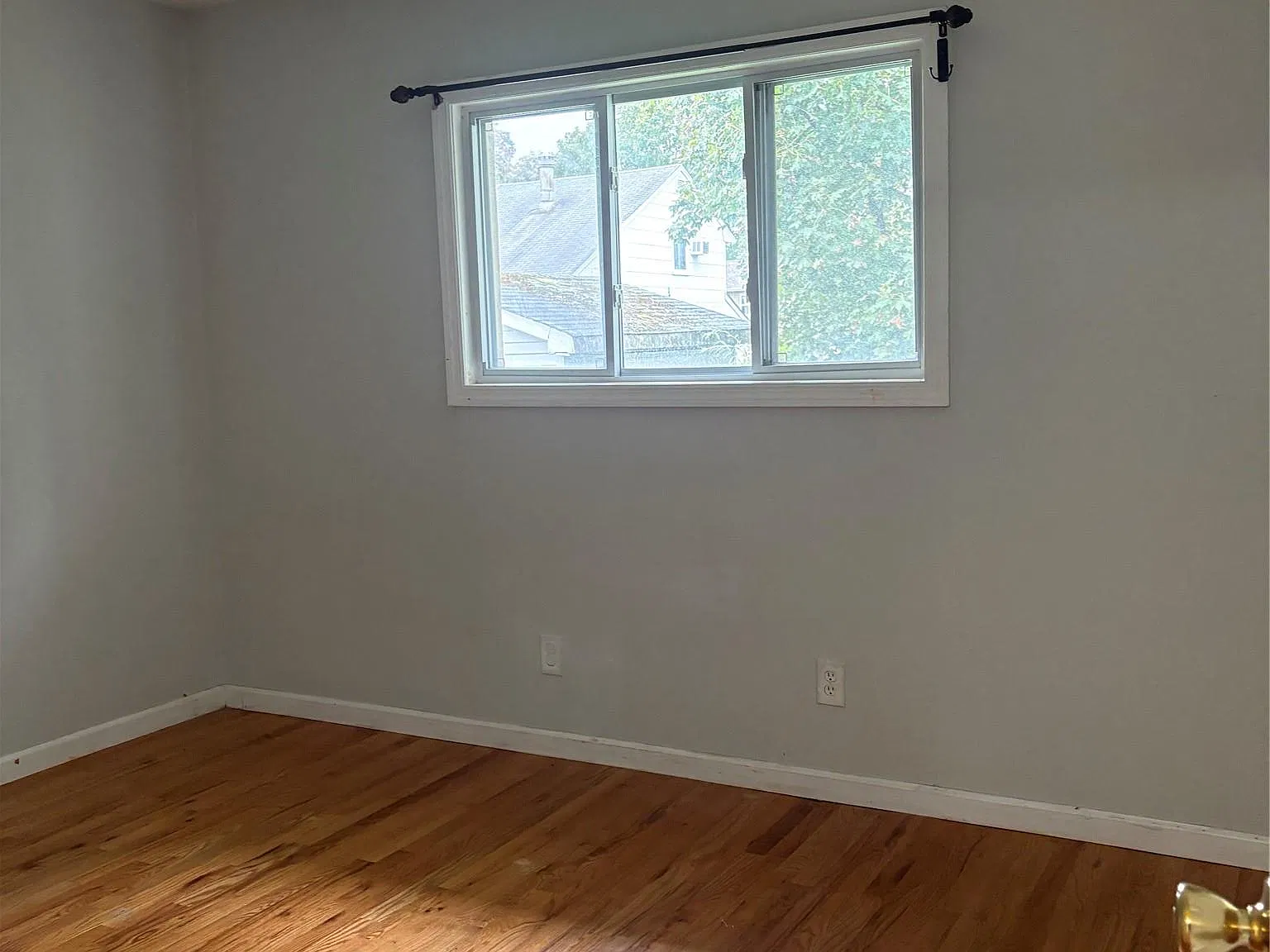 3 bed, 1.5 bath, 1700 sqft, $3,500 — Photo 4
