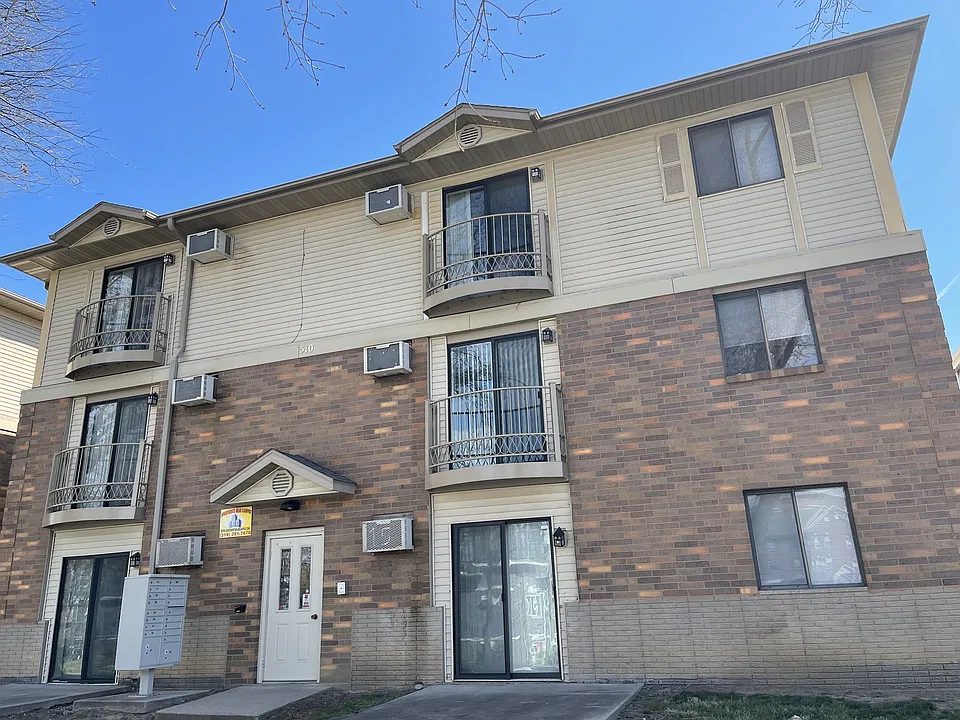 510 S Van Buren St #5
