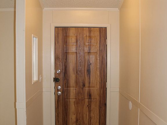3rd image of 3205 Julie Ln