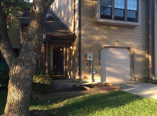 12 Harriet Ct, Robbinsville, NJ 08691