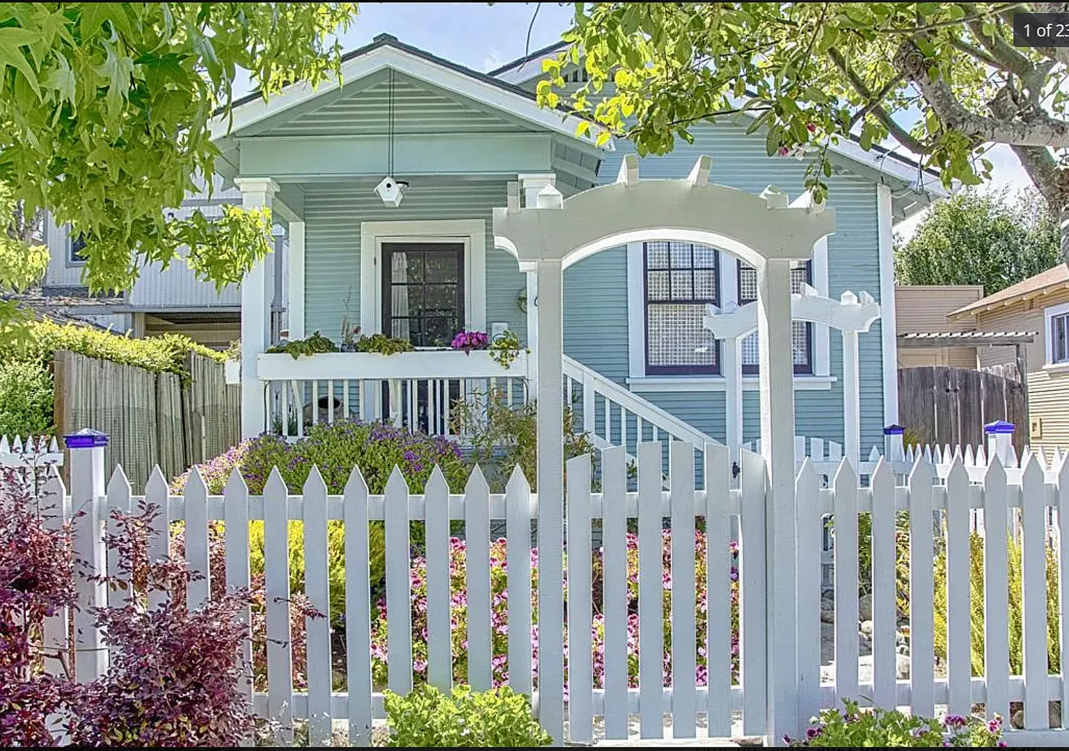 Charming 1 bedroom home with office Suite Available September 01, 2026! — Photo 1