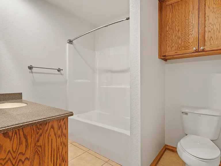 524 E Greenbriar Cir #524 — Photo 23