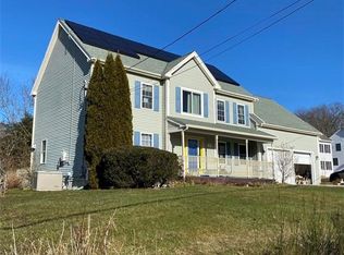42 Laura Dr, Attleboro, MA 02703