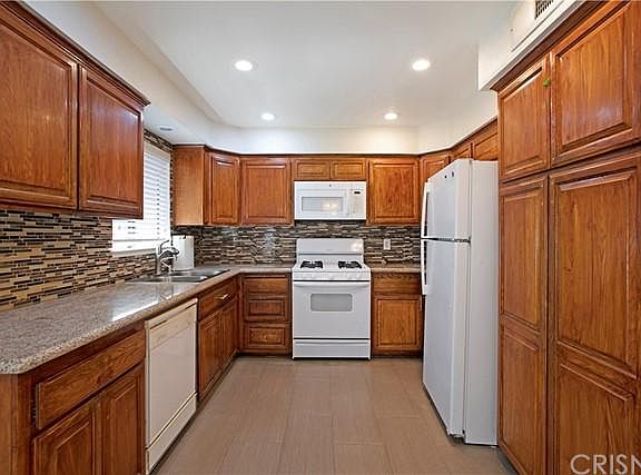 5th image of 9000 Vanalden Ave Unit 132