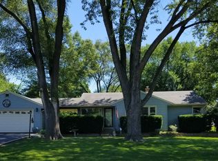 775 Fulton St, South Elgin, IL 60177