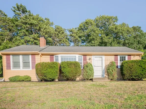 15 Leonard Rd, South Dennis, MA 02660