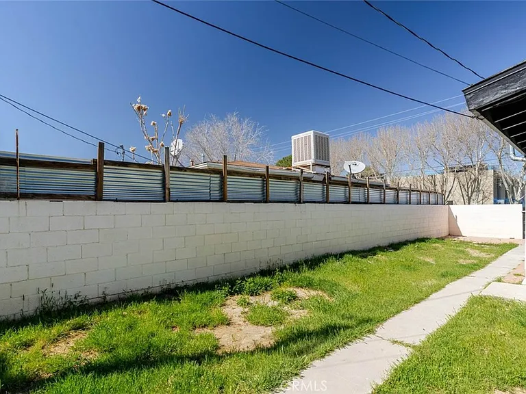 44961 5th St E — Photo 25