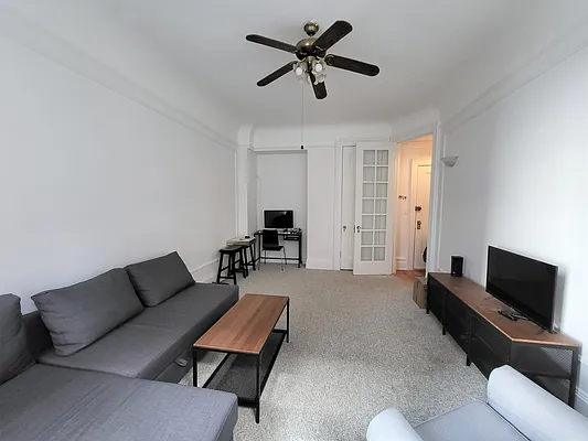 Rented by Corcoran | media 18