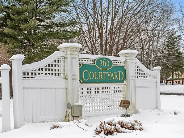 360 Littleton Rd Unit H7, Chelmsford, MA 01824