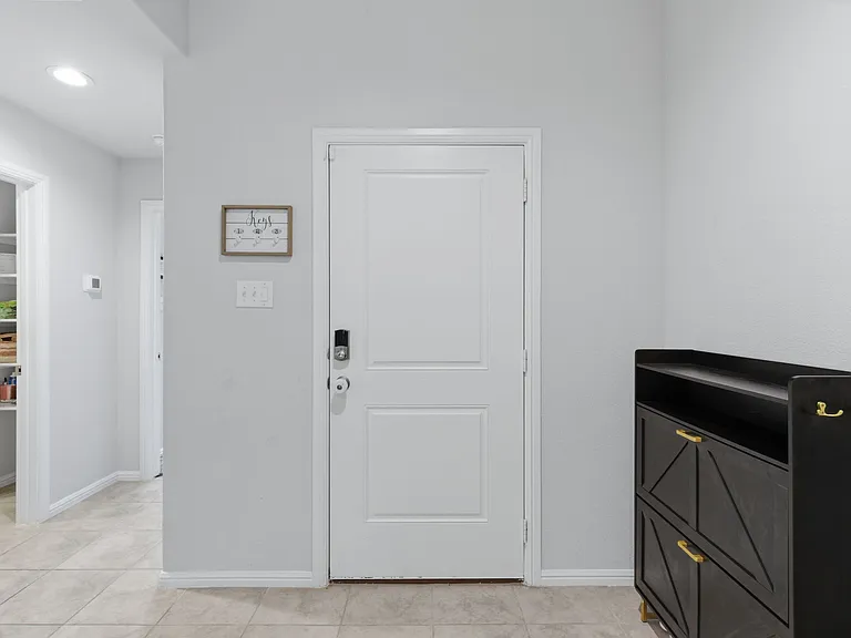 16308 Caledonia Ct — Photo 6