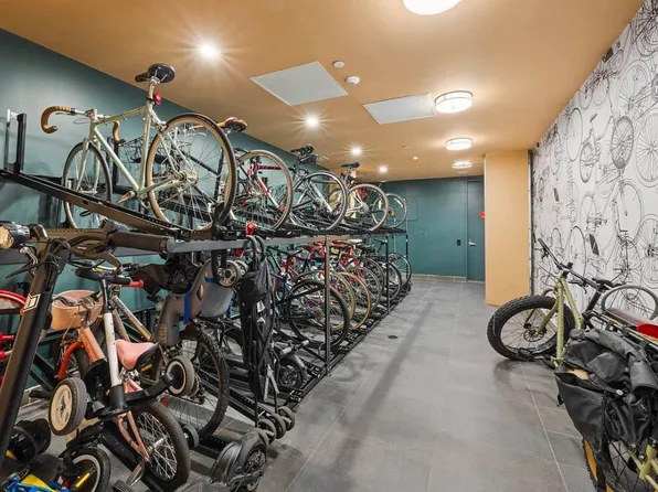 262 9th Street image 31 of 35