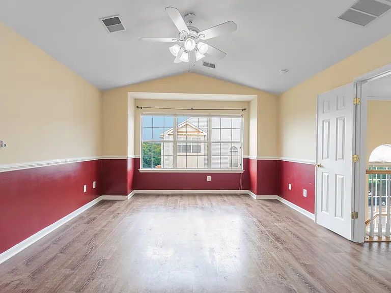 21639 Kings Crossing Ter — Photo 15