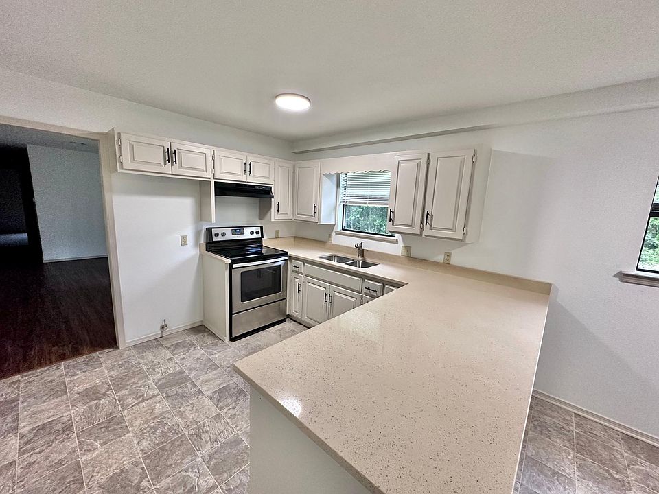 1st image of 2664 E Ferguson Ave