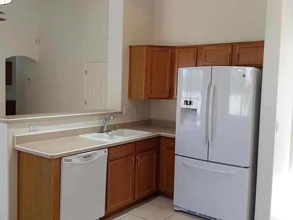5th image of 11311 N Eagle Landing Pl