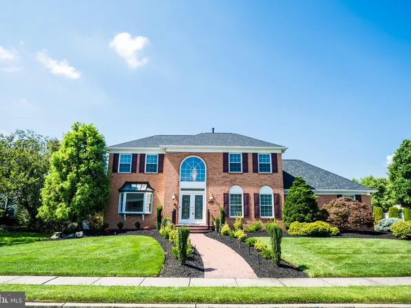 27 Wendee Way, Sewell, NJ 08080