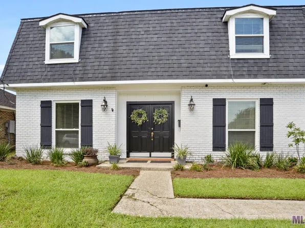910 Hearthstone Dr, Baton Rouge, LA 70806