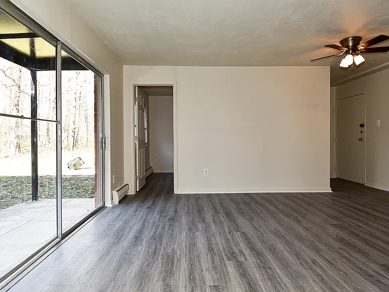 202-206 Blair Rd — Photo 5