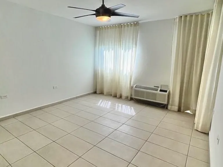 1554-C Lopez Landron Le Ct #304 — Photo 10