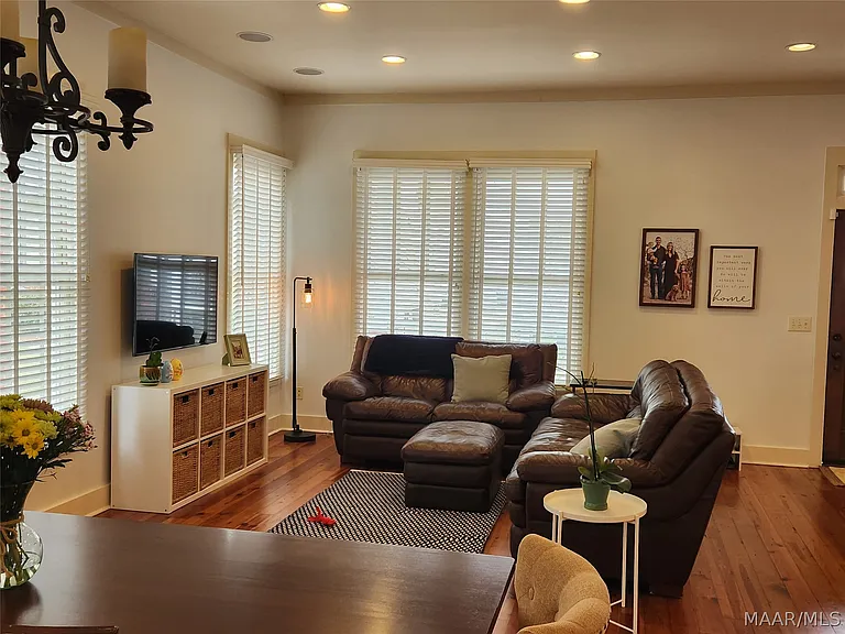 23 Bungalow Ct — Photo 5