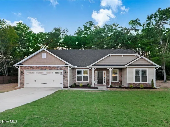 105 Oxford Court, La Grange, NC 28551