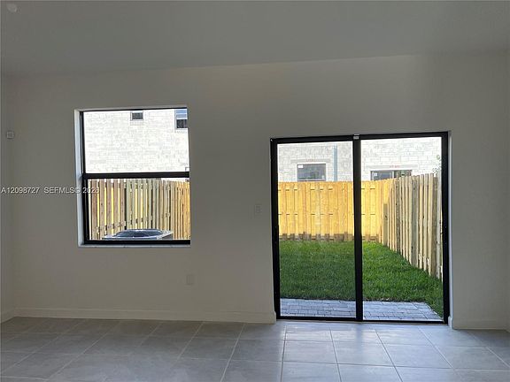 5th image of 13247 SW 286th St