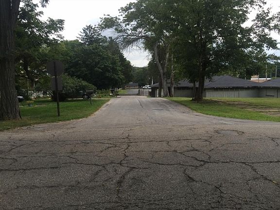 4th image of 6079 1st Ave