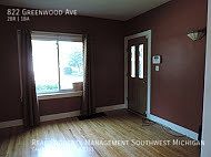 2nd image of 822 Greenwood Ave