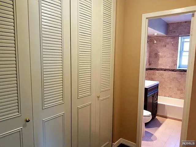 25 Jefferson St #3G — Photo 7