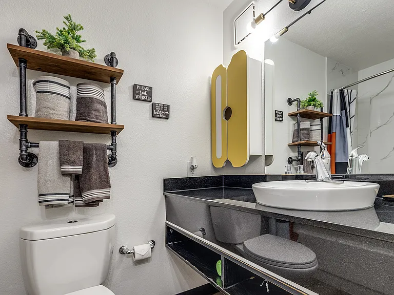 Studio Bathroom