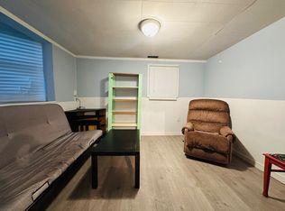 2219 W 6th Ave #Basement, Vancouver, BC V6K 1V7
